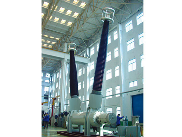 LW–550Y4000-63落地罐式戶外高壓六氟化硫斷路器